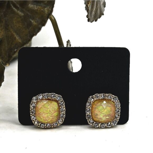 "5/$25" Peach Shimmer Faux Dichroic Goldtone Rhinestone Square Stud Earrings - Picture 1 of 5